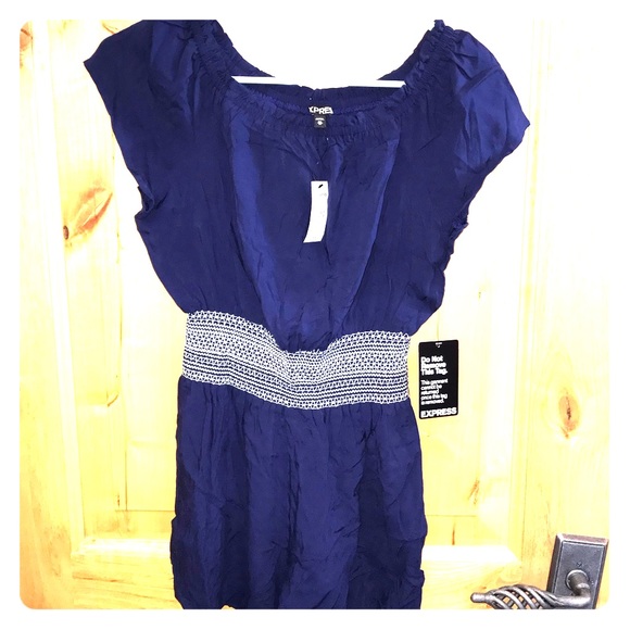 Express Dresses & Skirts - Express jumper. SO CUTE!